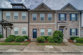 Beautiful 2 bedroom W/2.5 Bath Townhome with a fireplace & a Cozy Loft